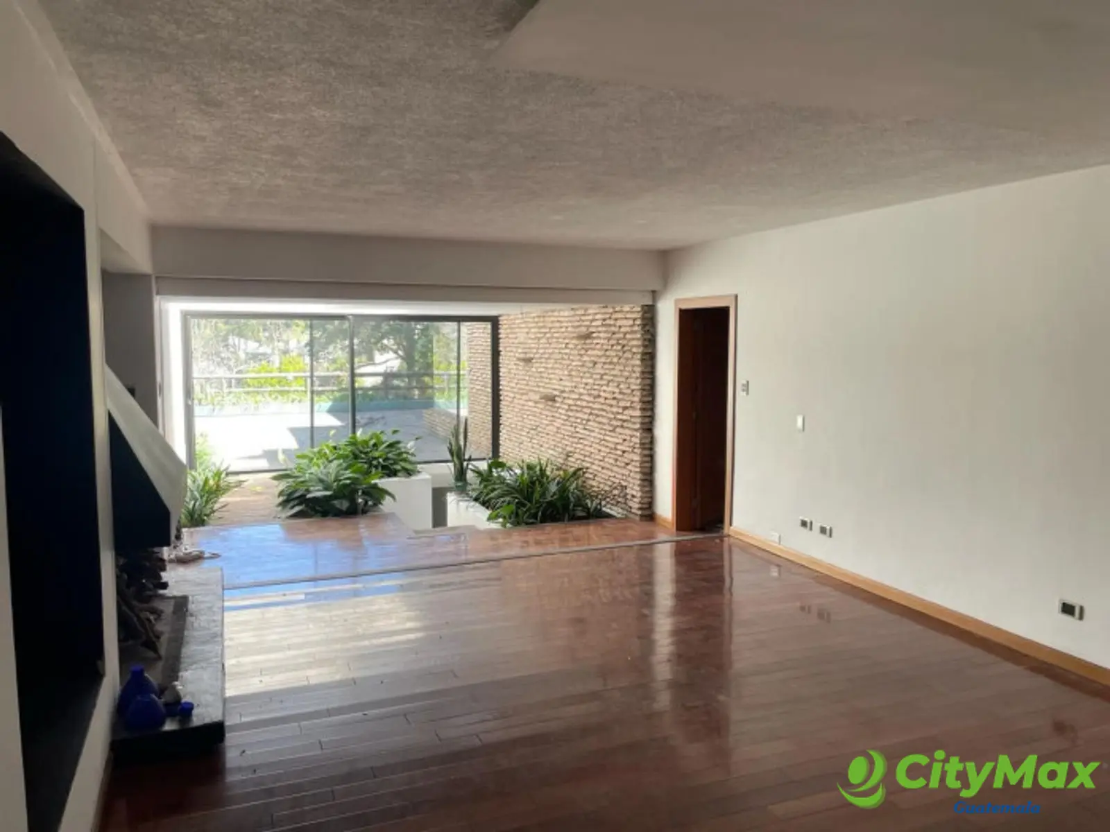 Casa residencial en San Rafael a un costado del Hilton - foto 6