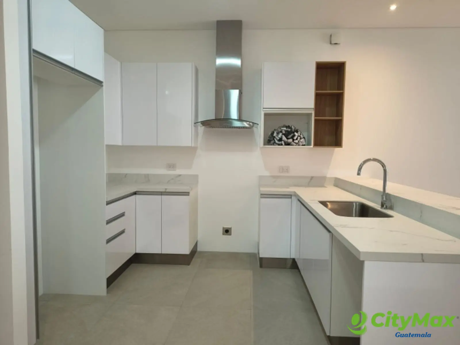 Lujoso Penthouse en Renta en CAYALA en Zona 16 - foto 11