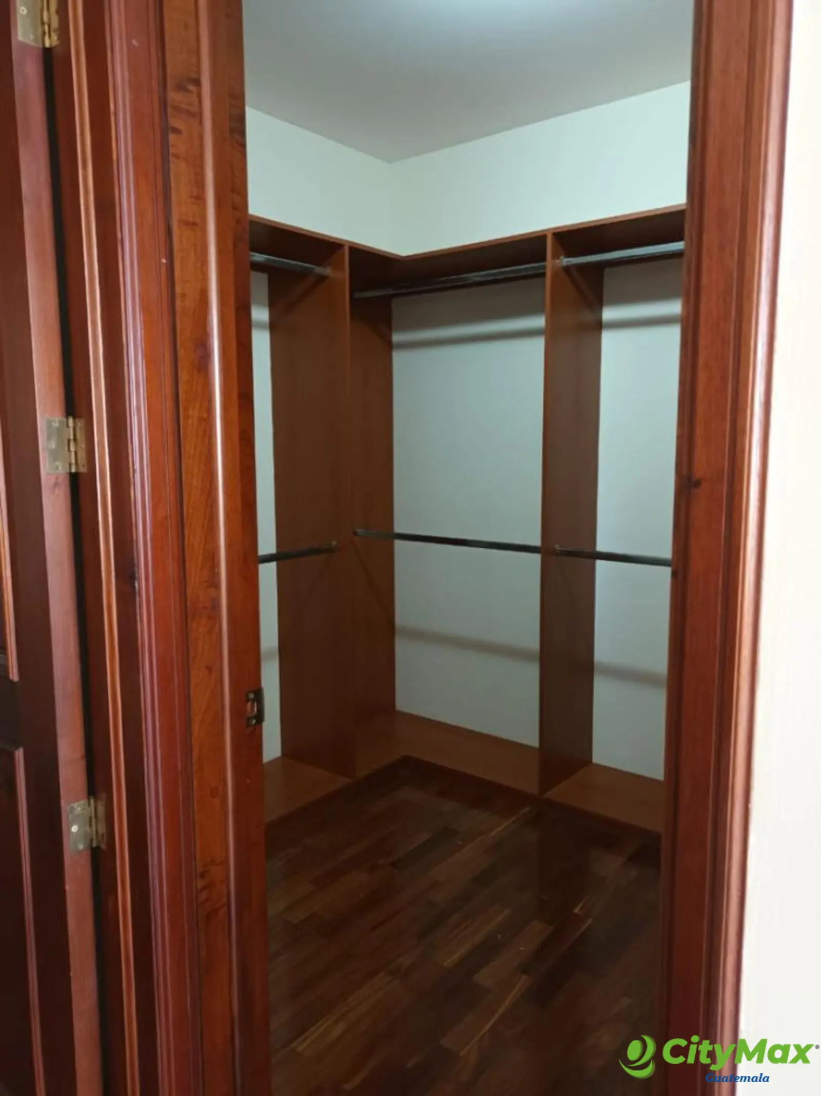 Apartamento En Renta en Zona 10 Altos De Santa Clara - foto 9