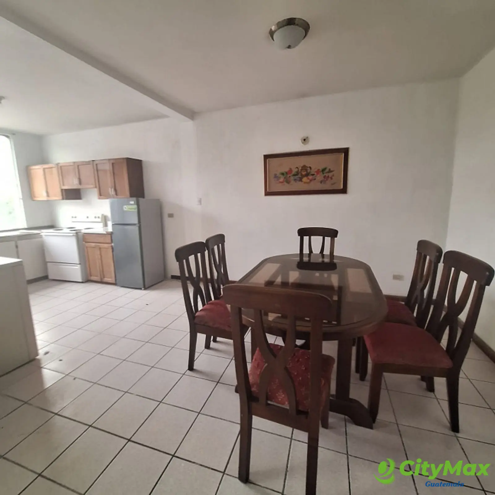 Apartamento Amueblado en Renta en Zona 12 - foto 2