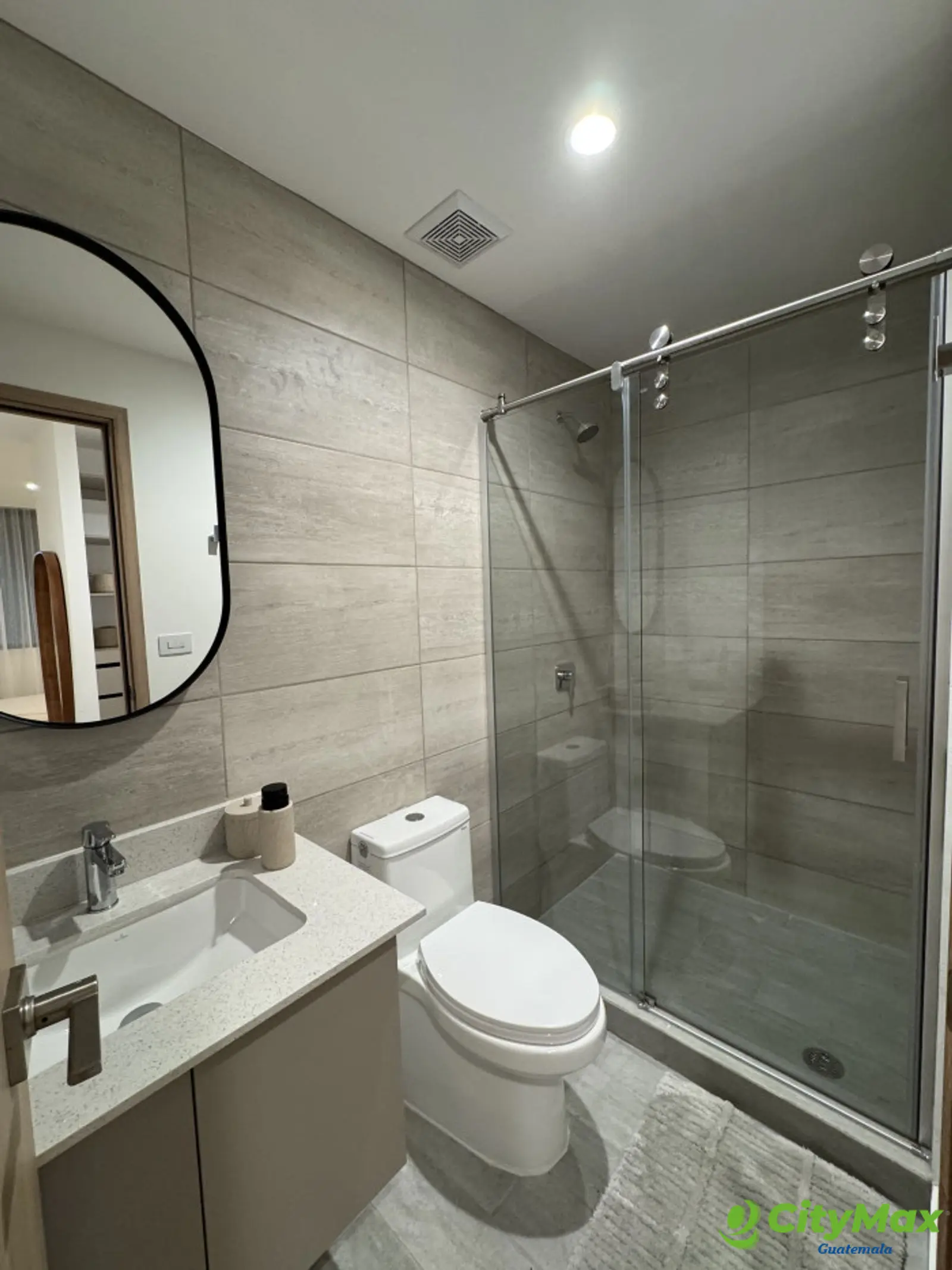 En venta Apartamento en Construcción Zona 15 - foto 20