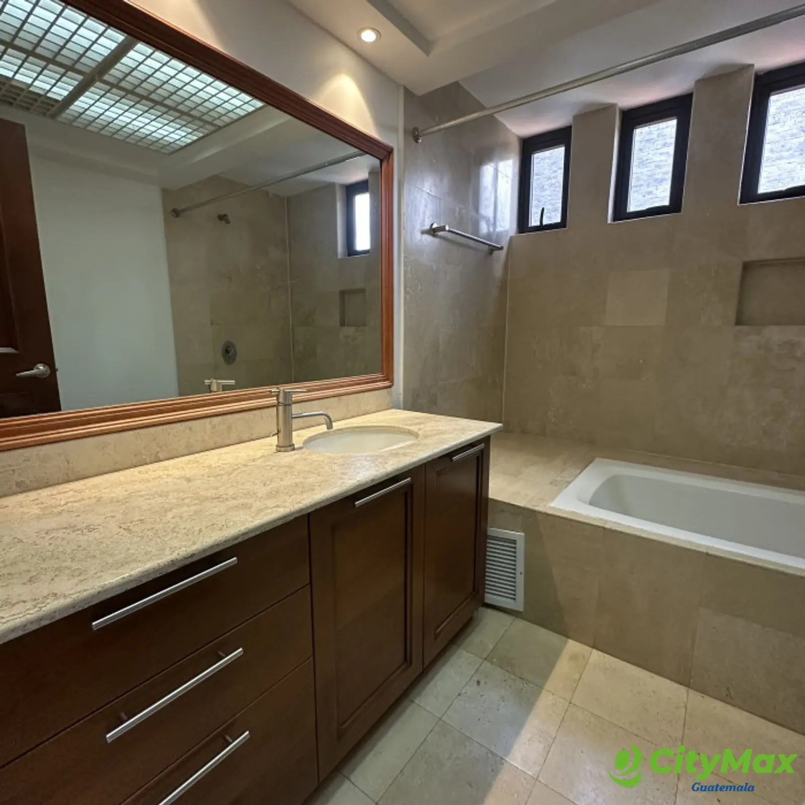 Apartamento en venta Tiffany Zona 10 - foto 14