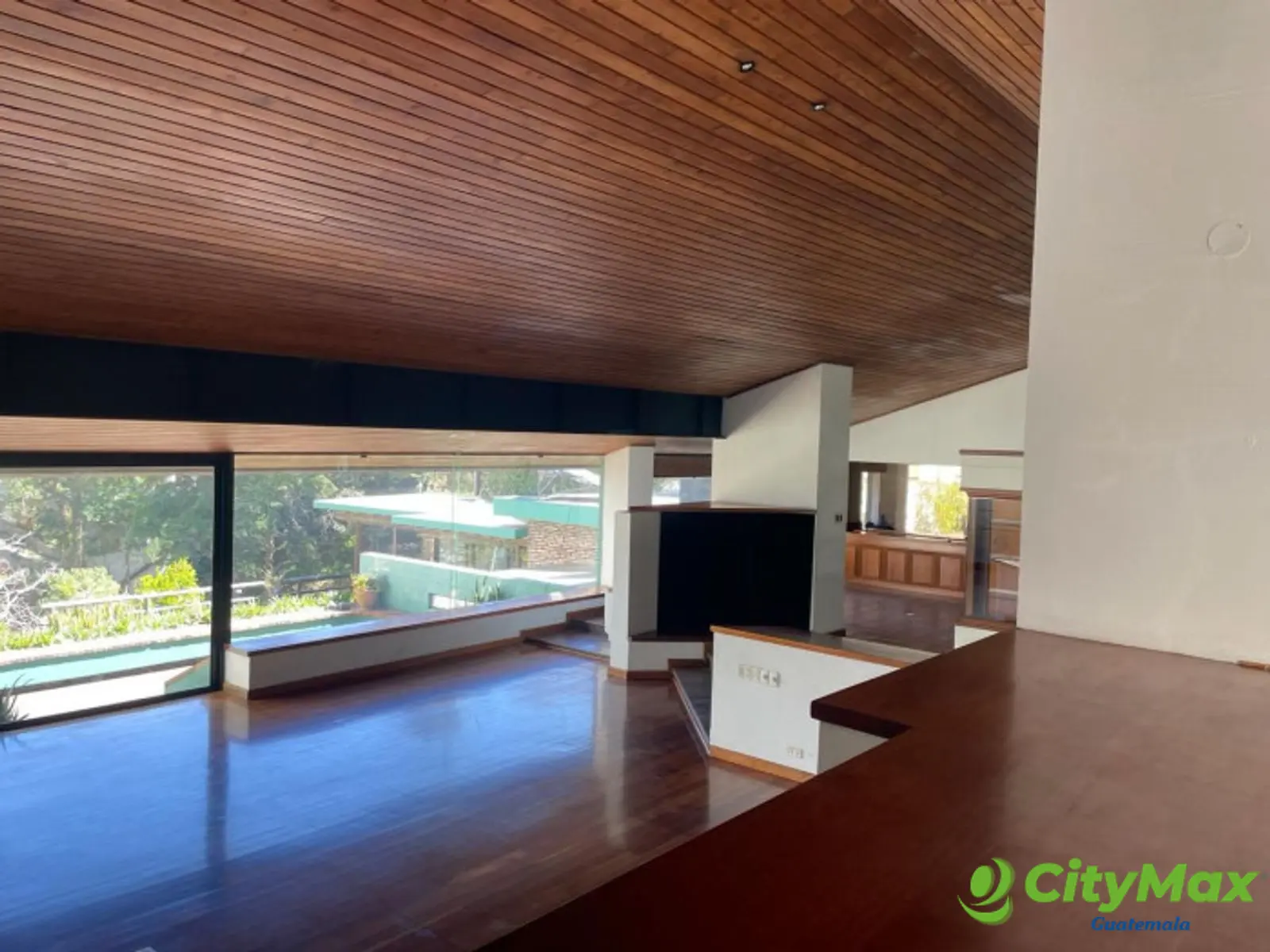 Casa residencial en San Rafael a un costado del Hilton - foto 3