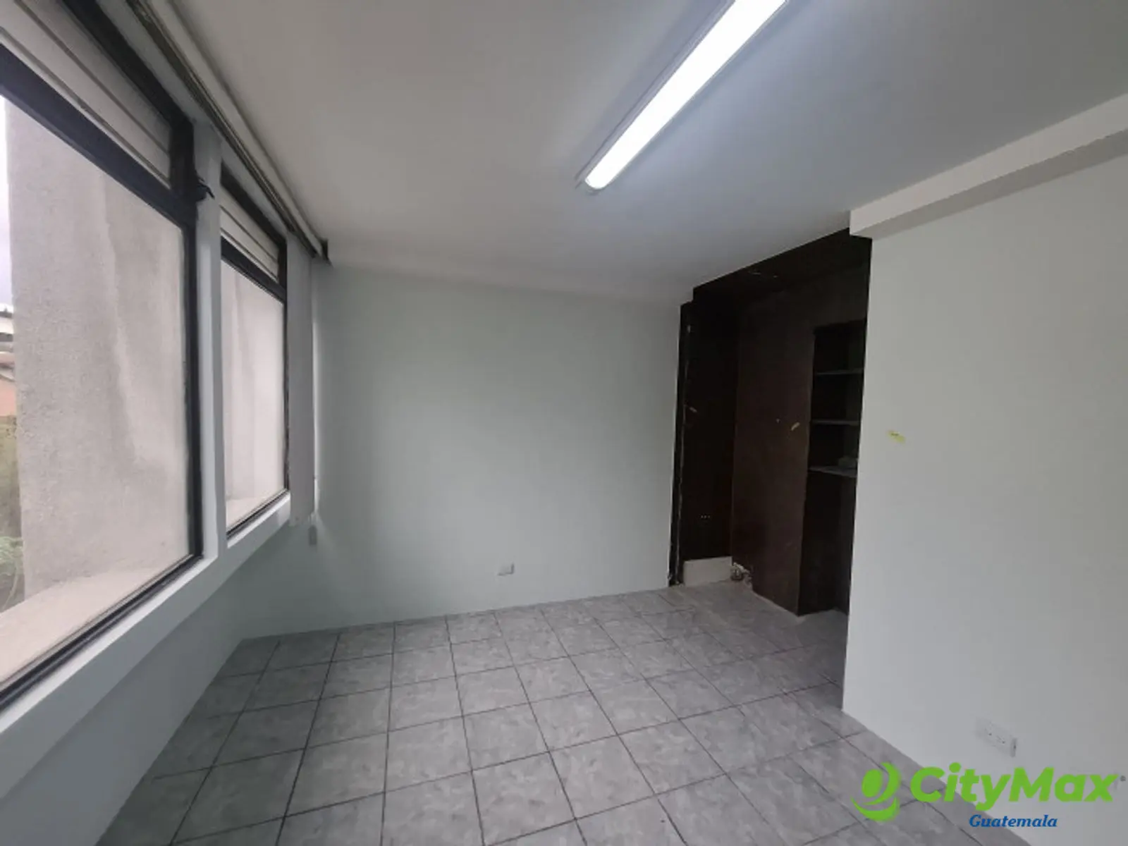 Oficina En Renta Zona 9 Torre Blanca - foto 5