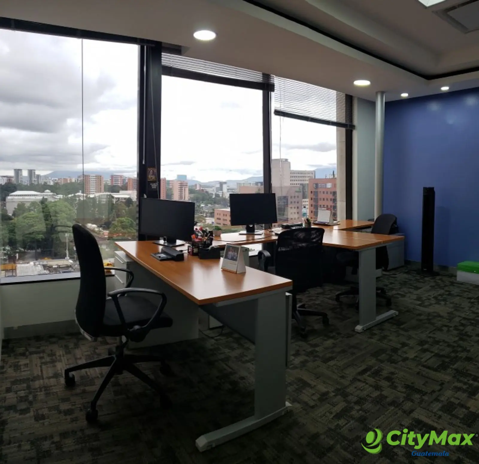 En Venta oficinas Alquiladas en zona 10 Guatemala - foto 10