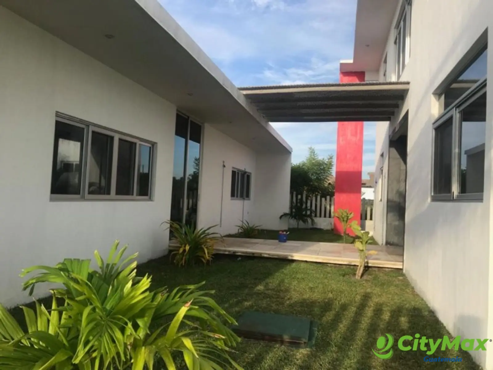 Lujosa Casa en Venta en Juan Gaviota Guatemala - foto 4