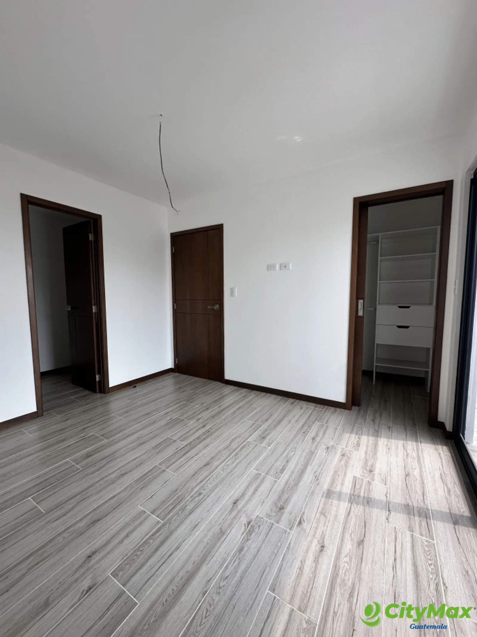Apartamento Nuevo En Nivel Alto en Venta en Zona 10  - foto 7