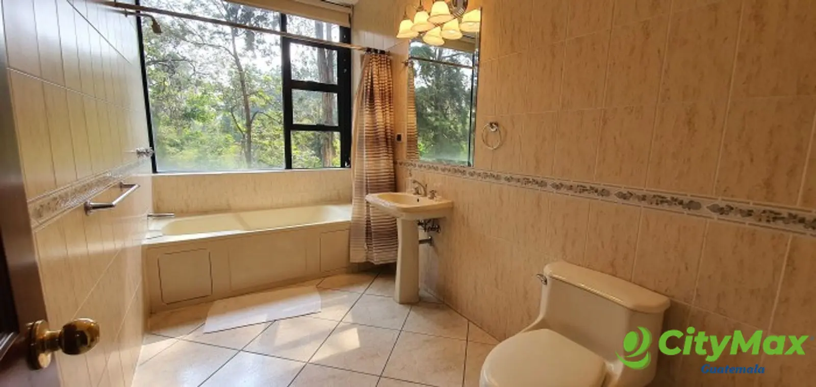 en Venta o Renta Apartamento en Milenia Zona 10 - foto 15
