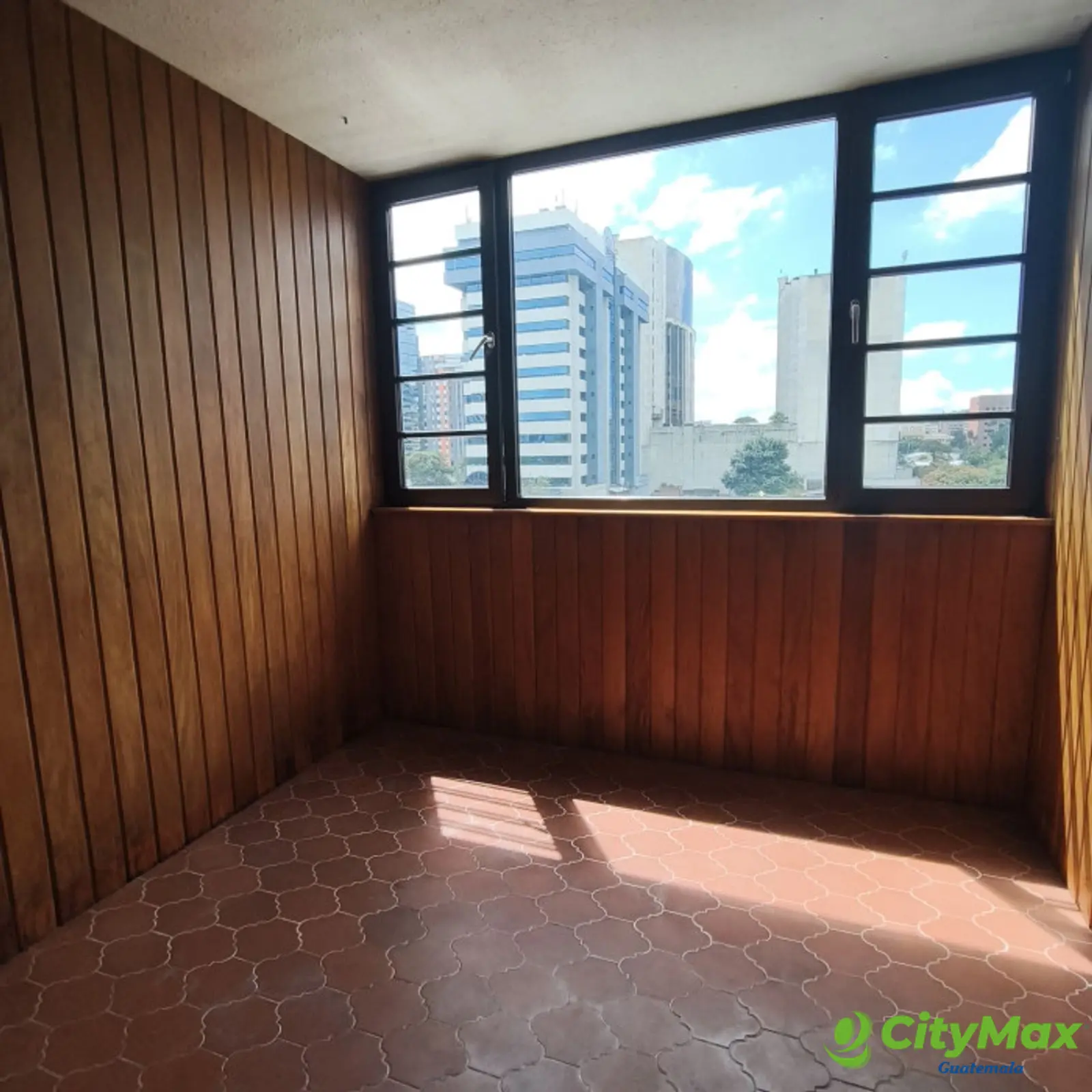 Amplio Apartamento en Renta en zona 10 - foto 18