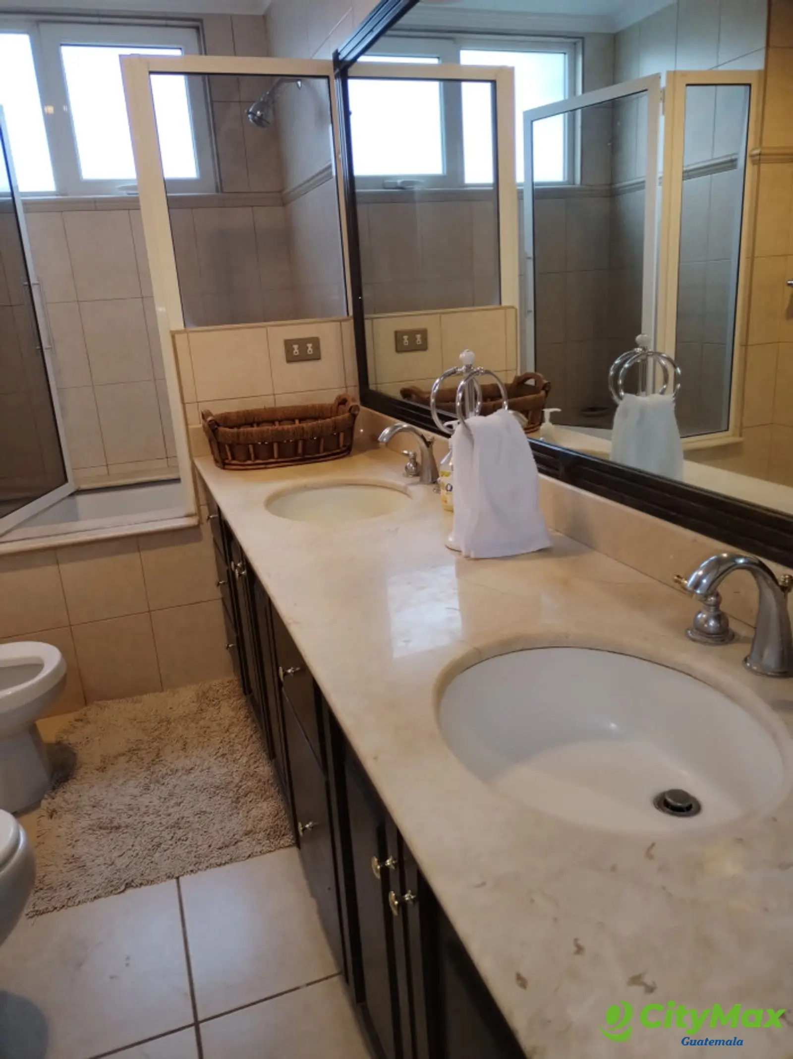 Apartamento en venta zona 10 con 3 habitaciones  - foto 26