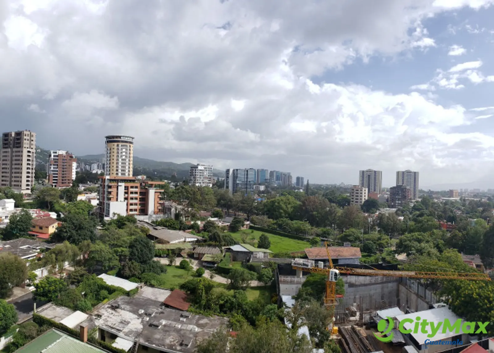 Pent House amueblado en venta lindas vistas zona 15  - foto 3