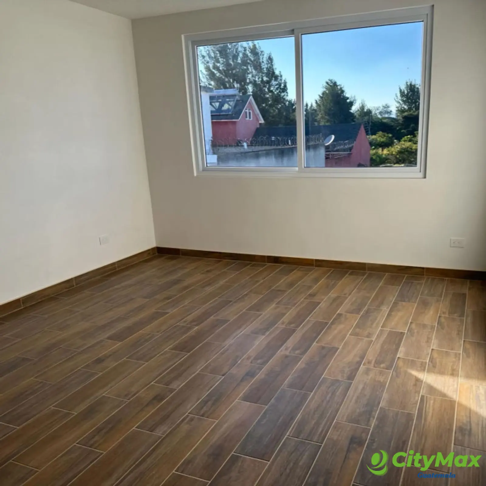 Town House en Renta en Zona 16 Hacienda Real - foto 12