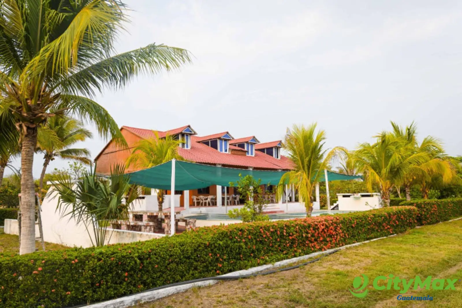 Chalet vacacional en venta y renta en Monterrico - foto 5