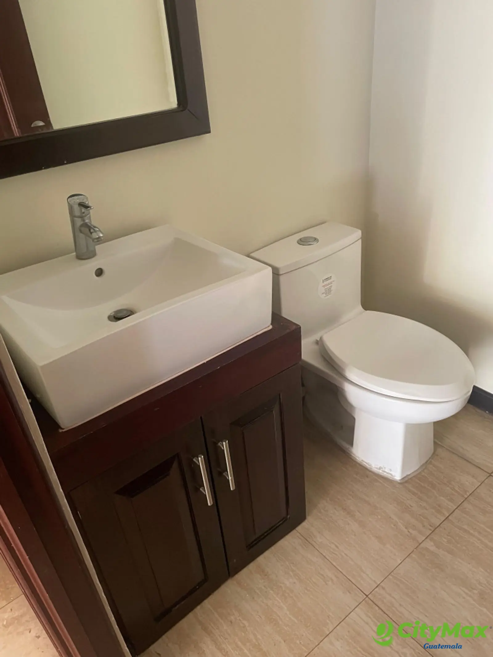 en renta apartamento en la zona 16 la montaña - foto 5