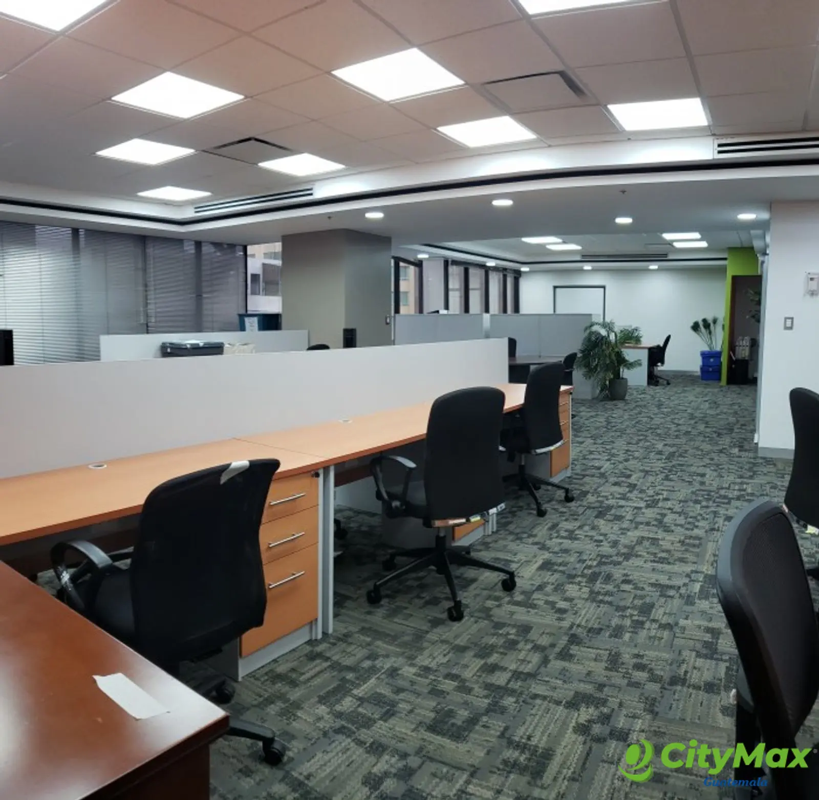 En Venta oficinas Alquiladas en zona 10 Guatemala - foto 16