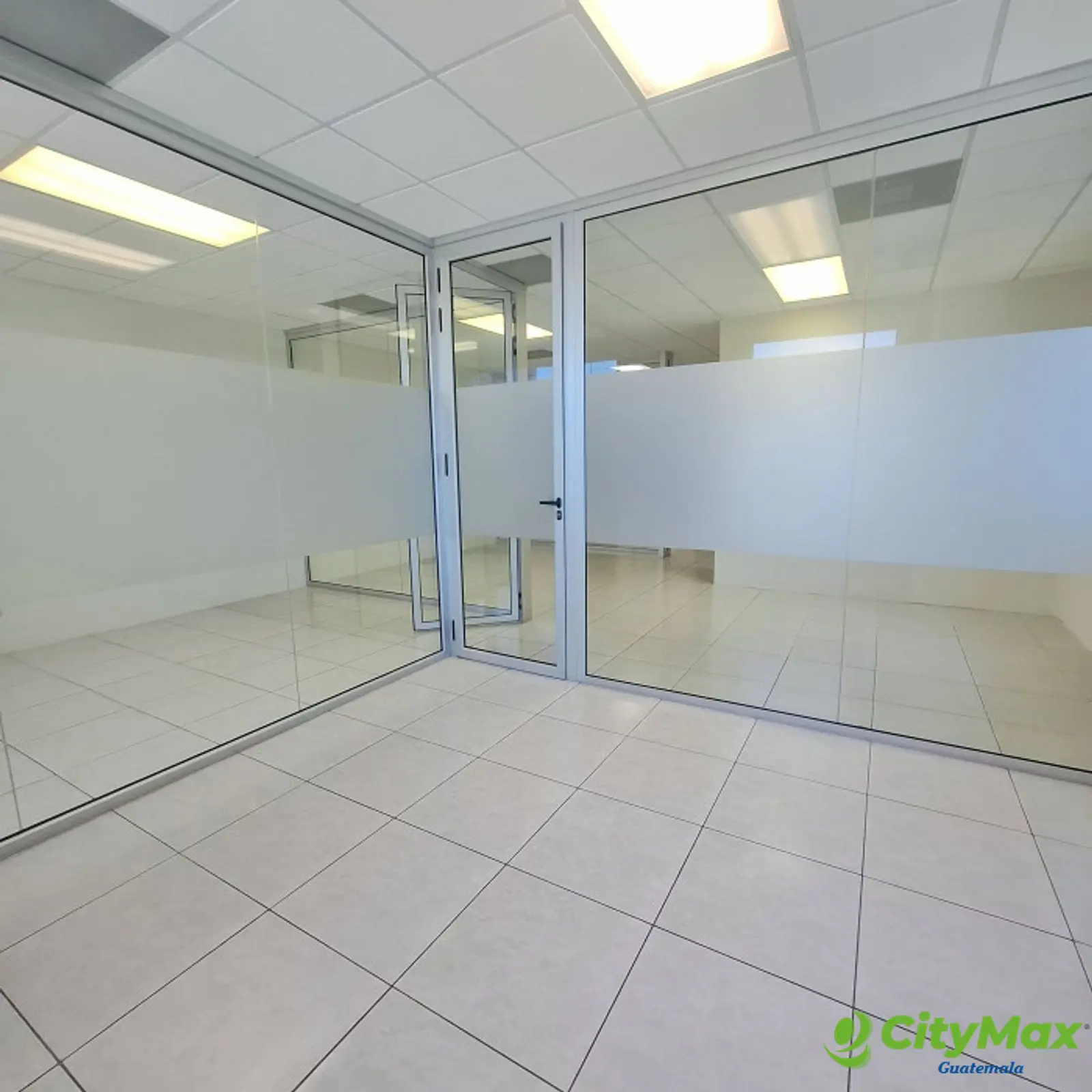 Oficina en Venta en Zona Pradera Zona 10 - foto 3