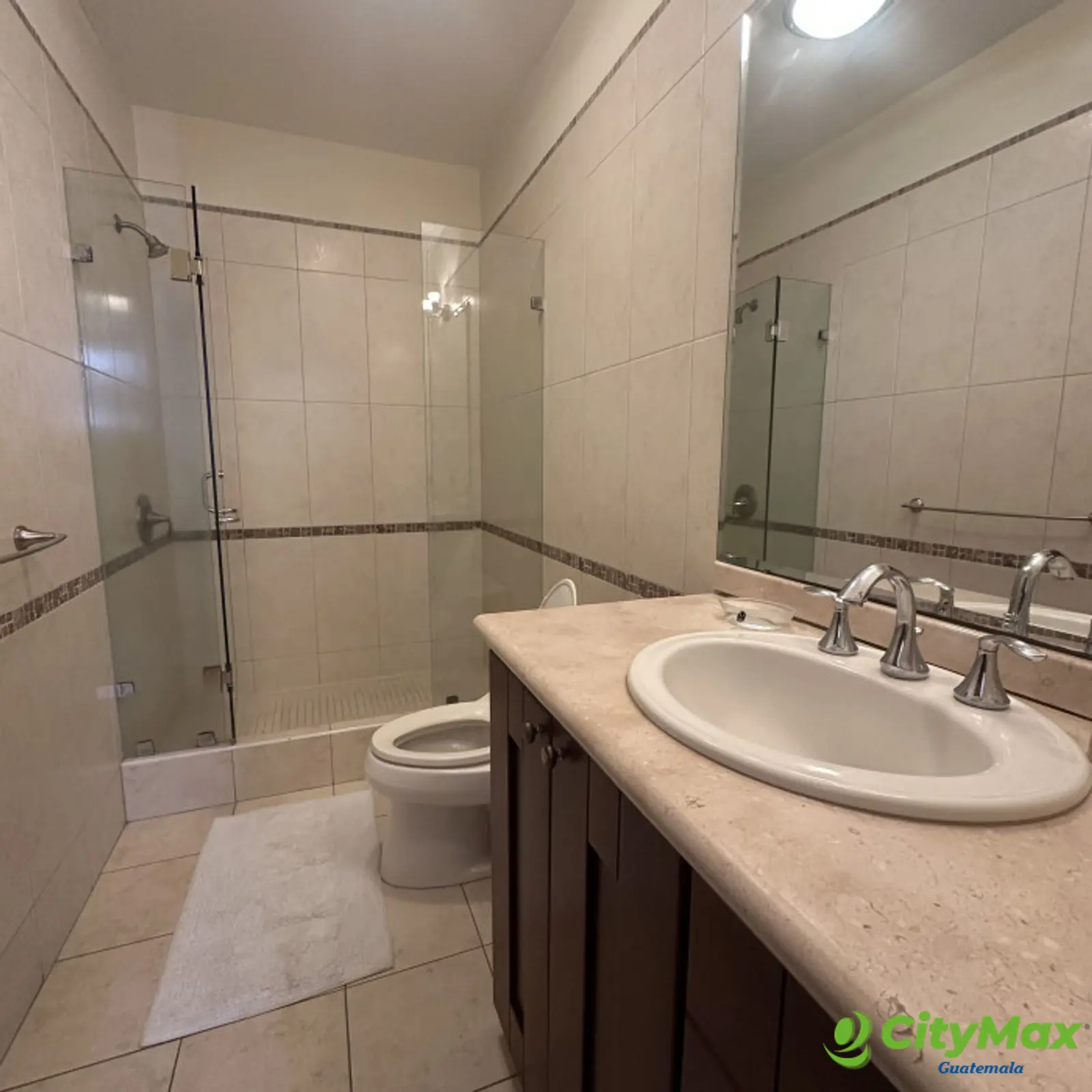 En Venta y Renta Apartamento en Edificio de Zona 14 - foto 9