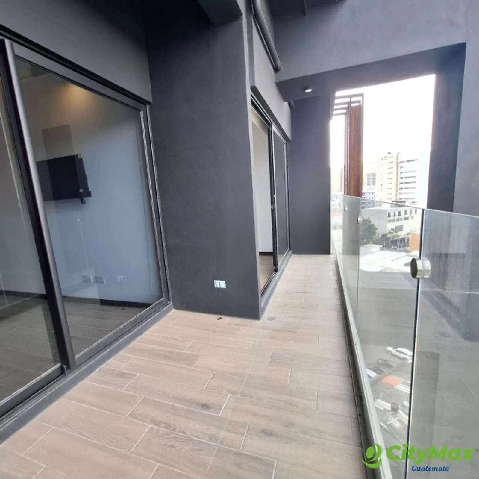 Apartamento en renta en edificio séptimo zona 4 Guate - foto 15