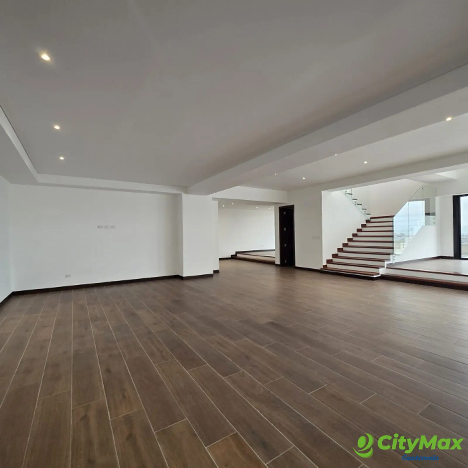 PentHouse en Venta en Oakland Zona 10 Guatemala - foto 5