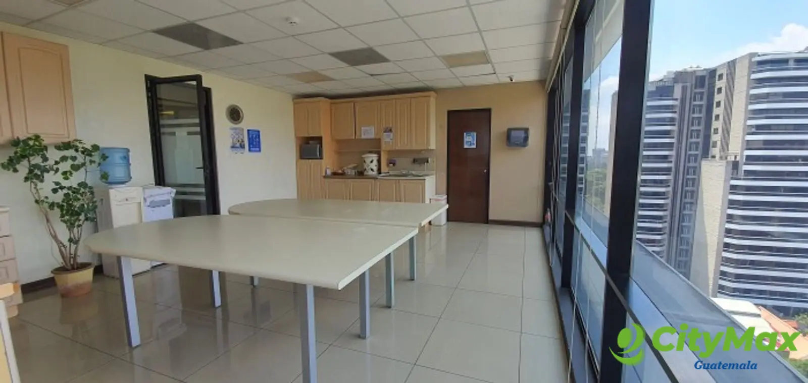 Oficina 848mts. en venta Design zona 10 para inversión  - foto 7