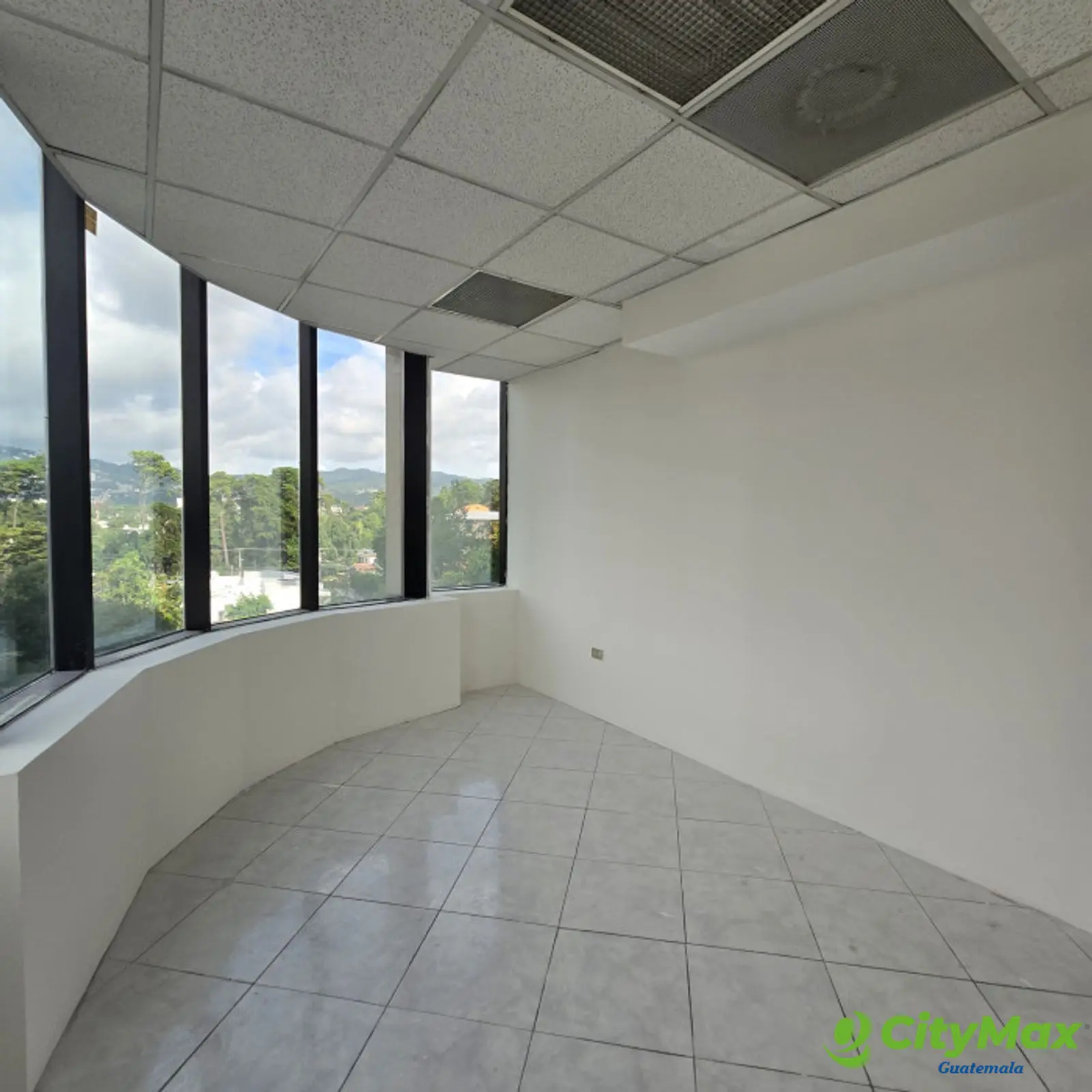 Oficina En Renta Zona 14 Europlaza  - foto 10