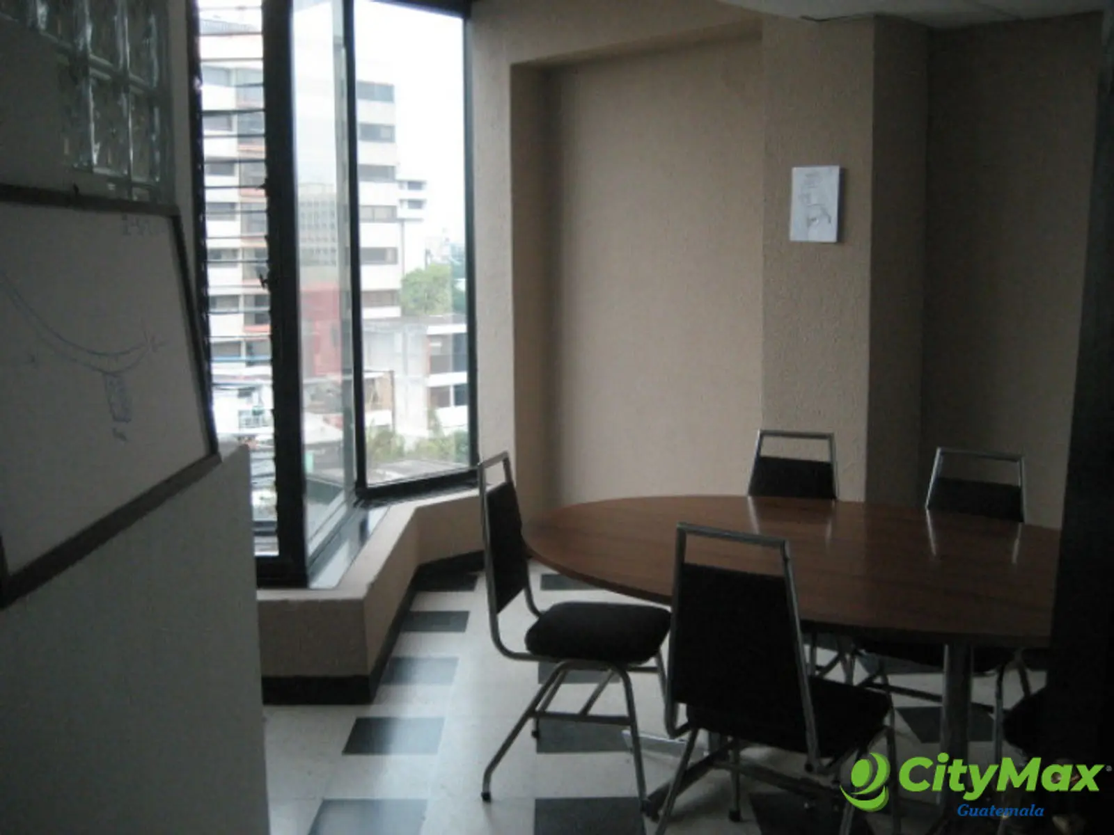 Oficina en venta cerca de calle MONTUFAR zona 9 - foto 6