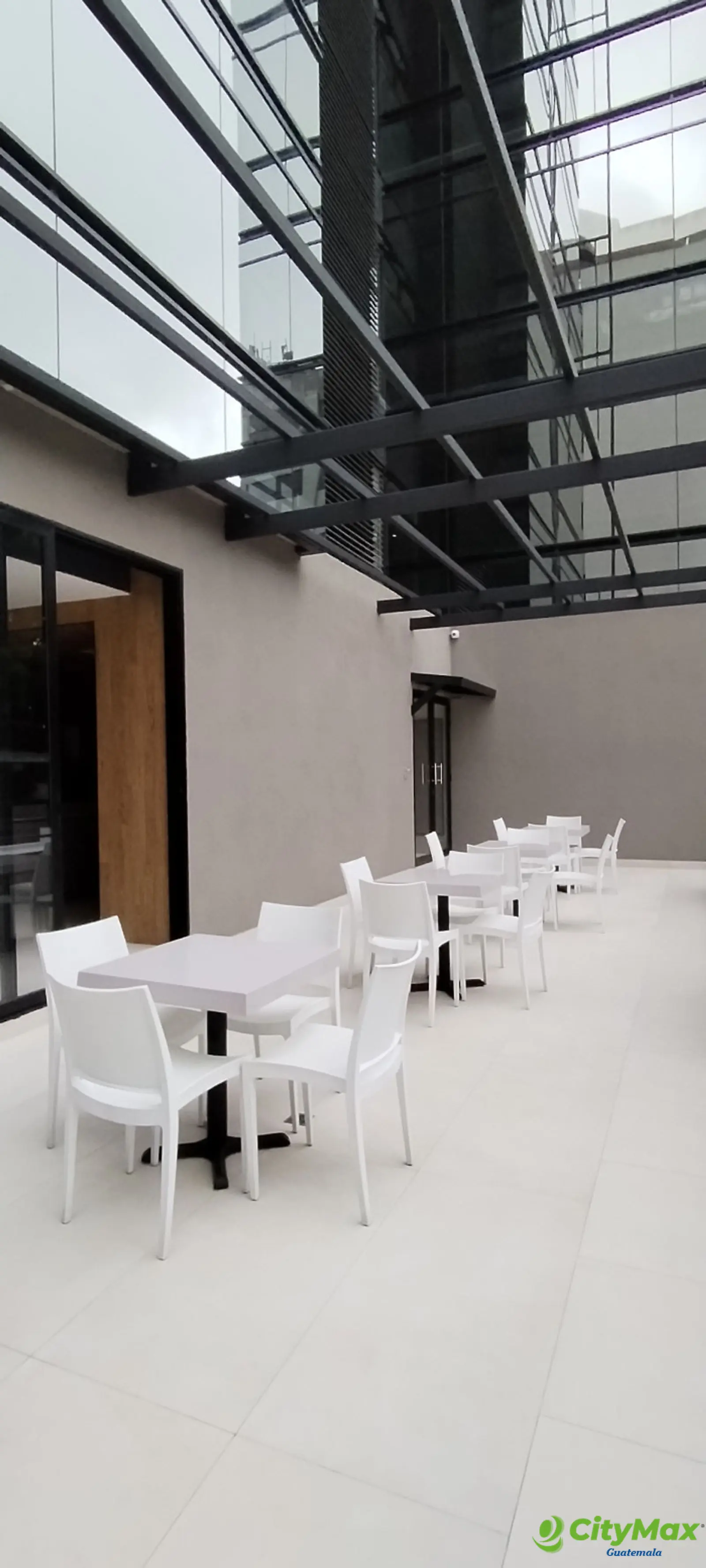 Oficina venta en zona 14 para inversión! rentada - foto 14