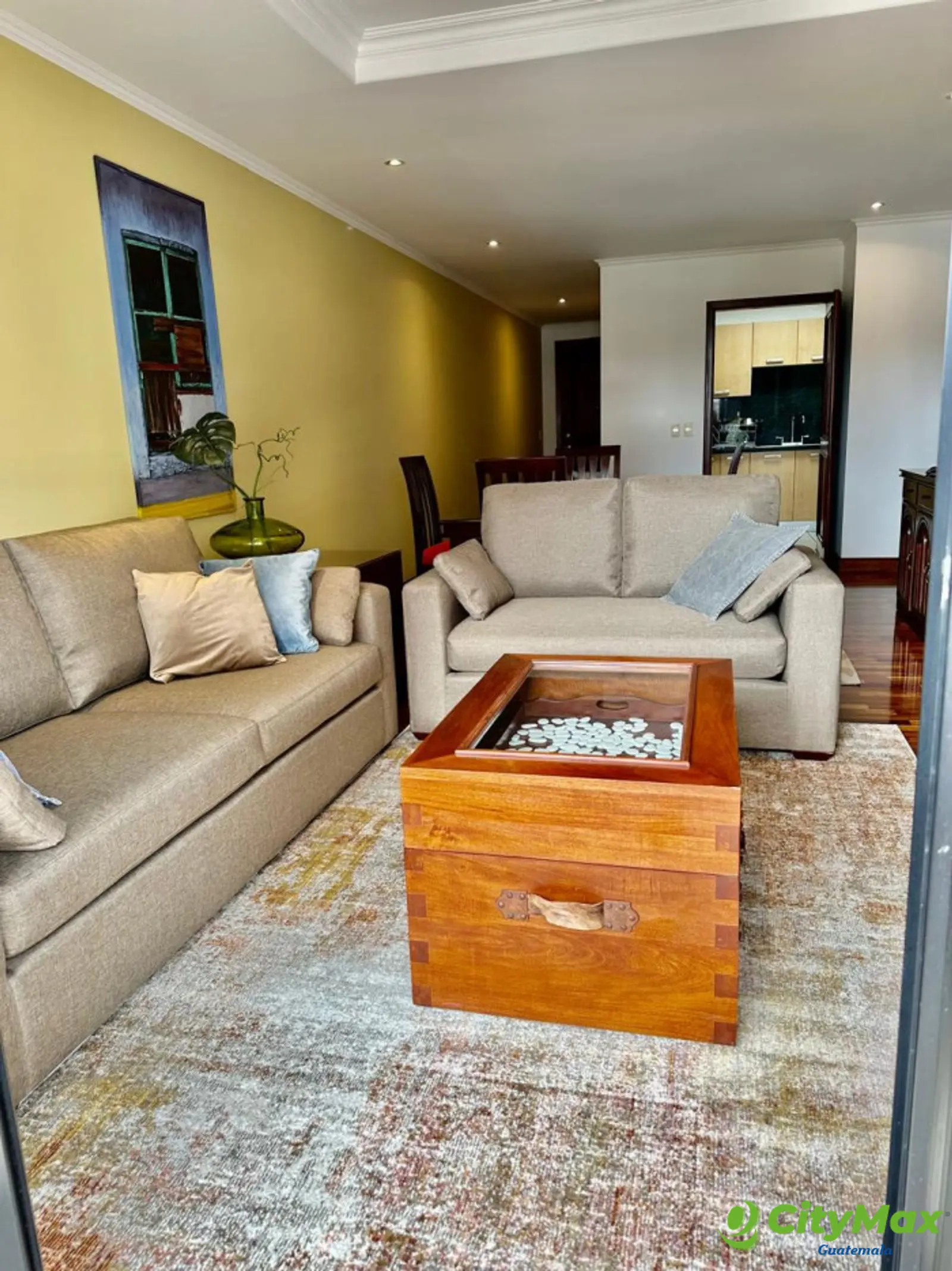 Apartamento amueblado cerca de La Estacion Zona 10 - foto 2