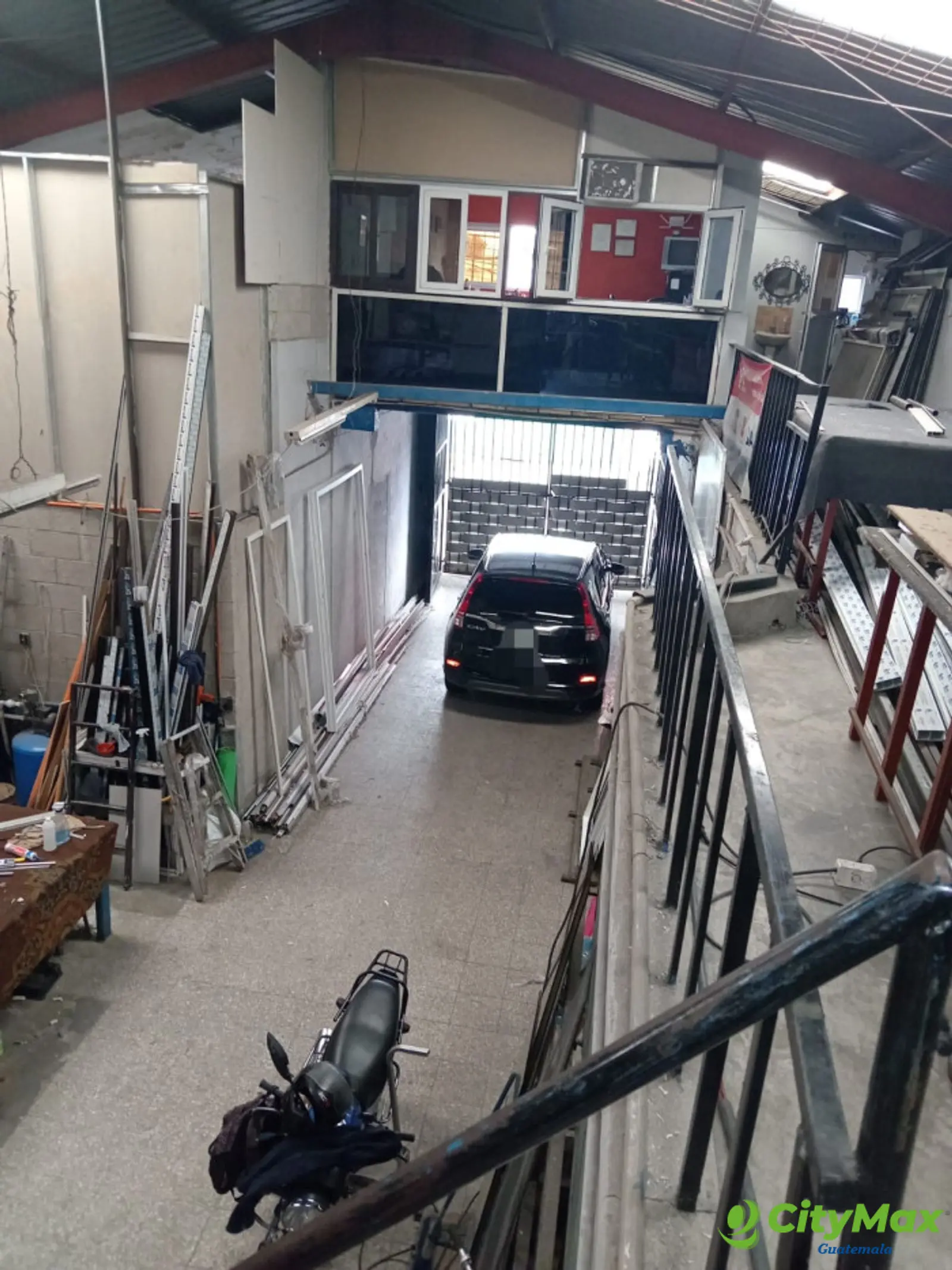 Ofibodega en Renta en Zona 6 de 276 Metros Cuadrados   - foto 2