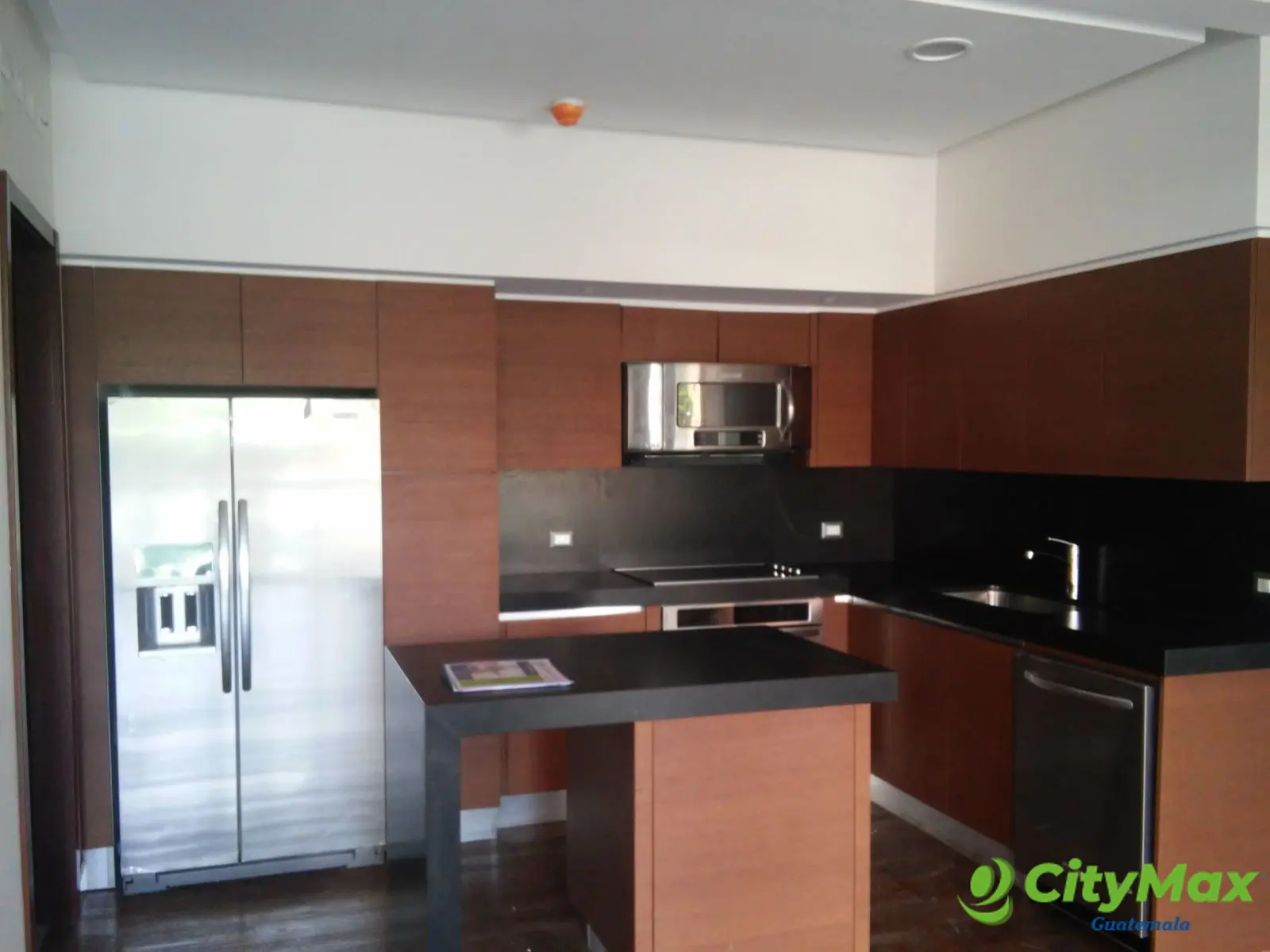 Apartamento en Venta en Tiffany Zona 14 Guatemala - foto 2
