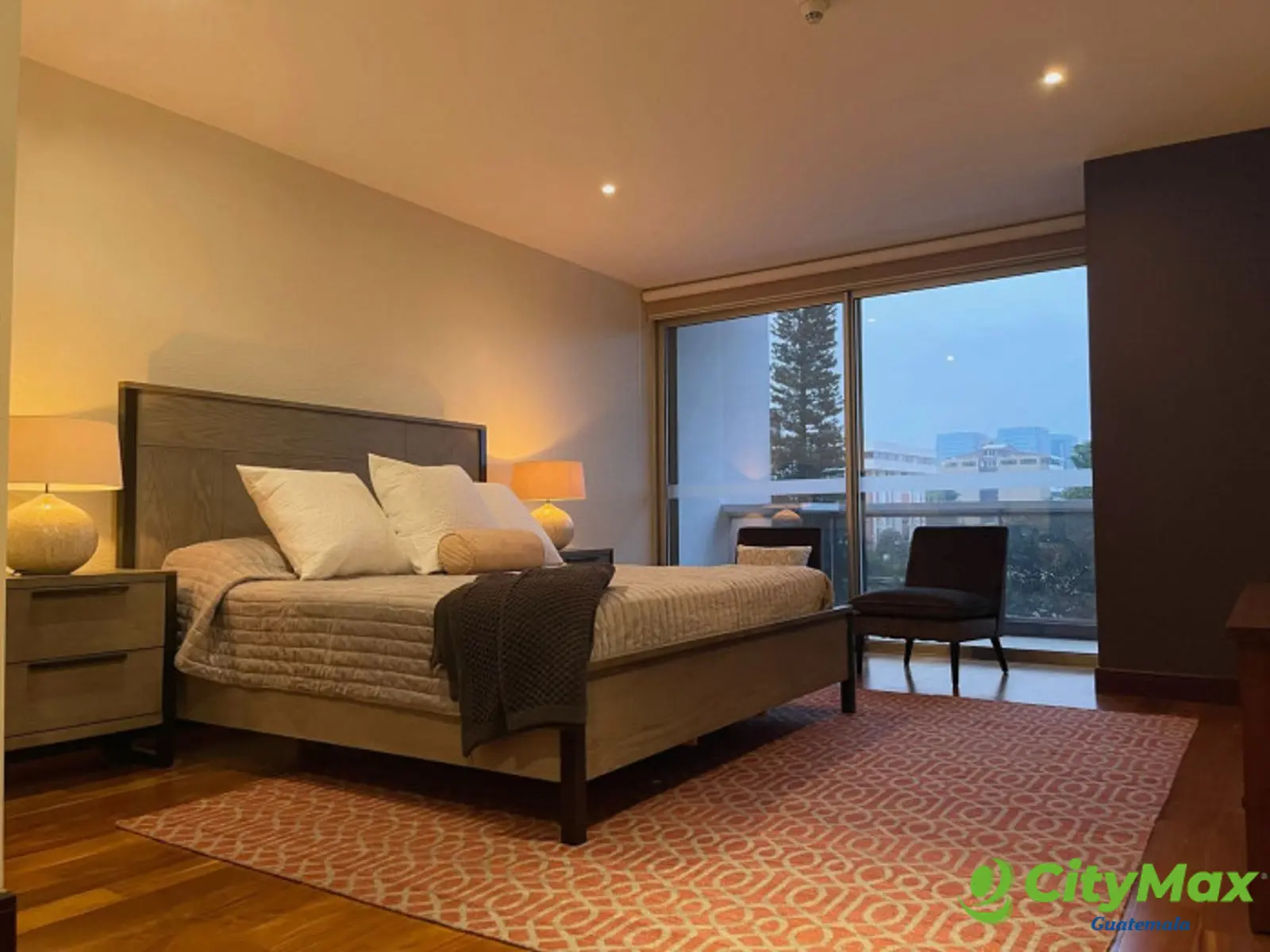 En Renta Apartamento Amueblado Exclusivo en Zona 14 - foto 4