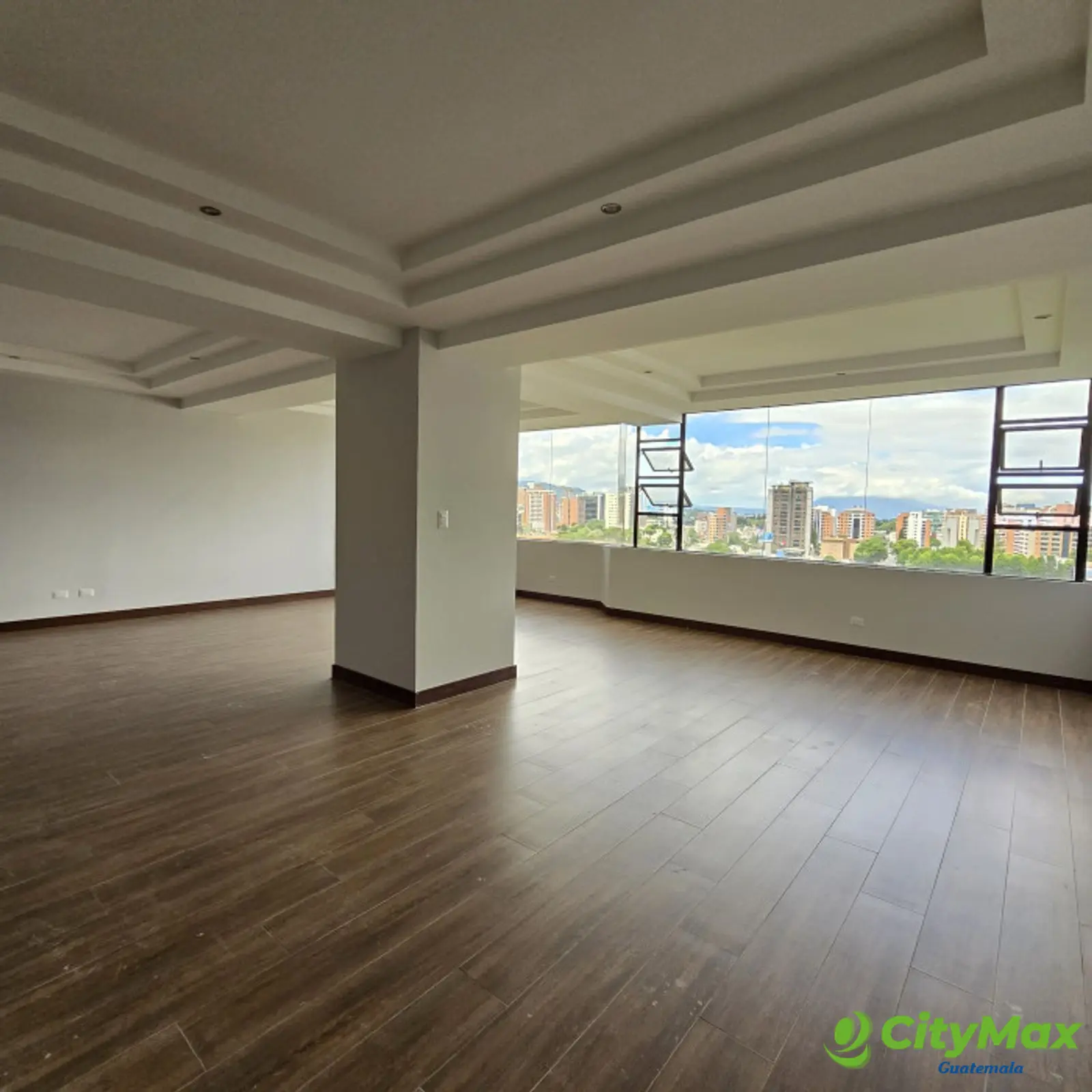 Apartamento en Zona 10 en venta REMODELADO - foto 6