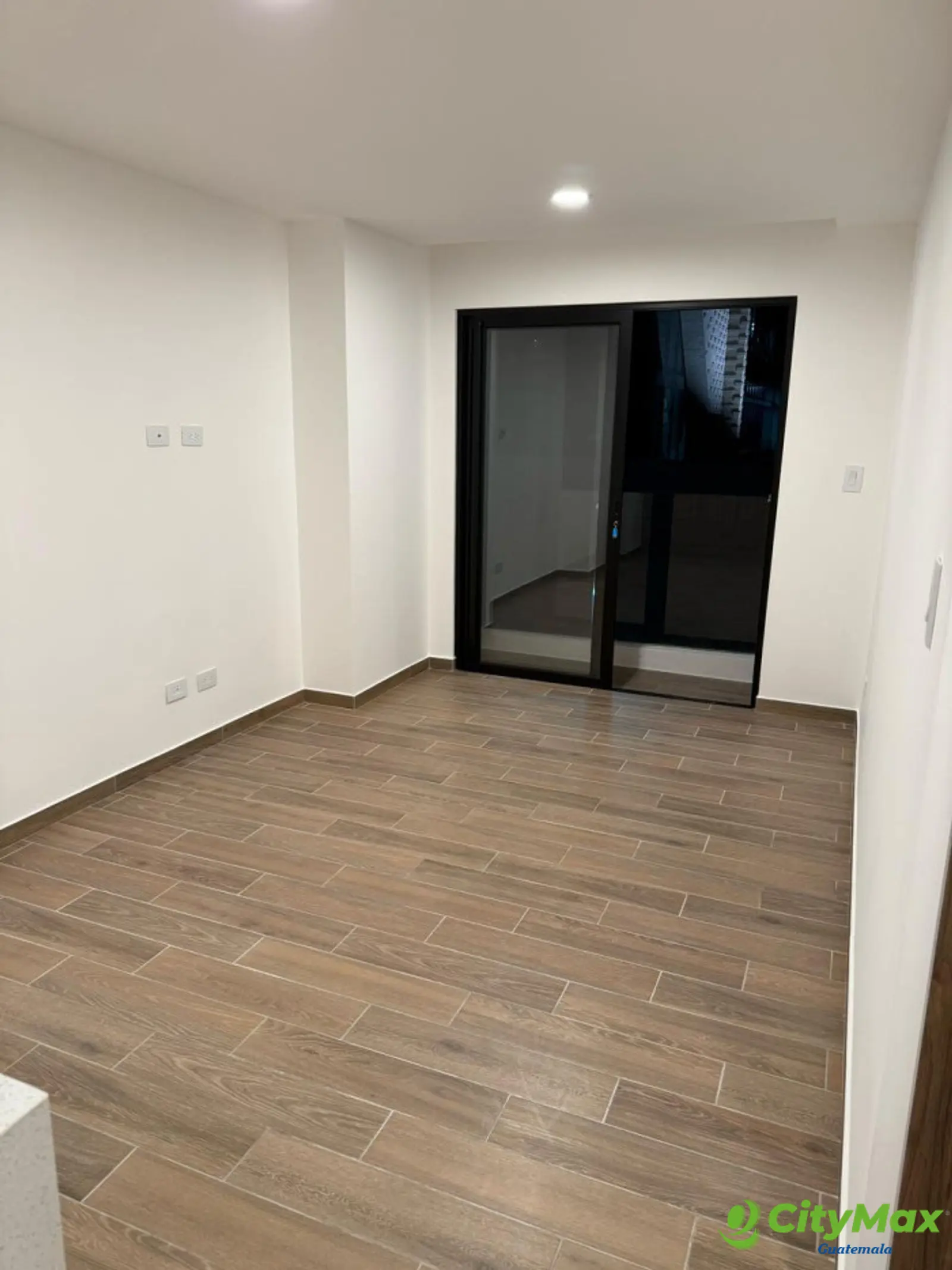 Apartamento en venta Parque 14 en zona 14 Guatemala - foto 4