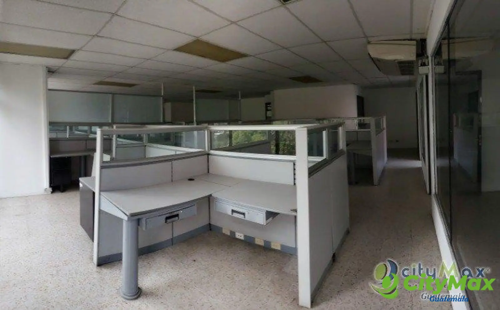 Alquilo y vendo oficina en zona 9 Guatemala! - foto 4