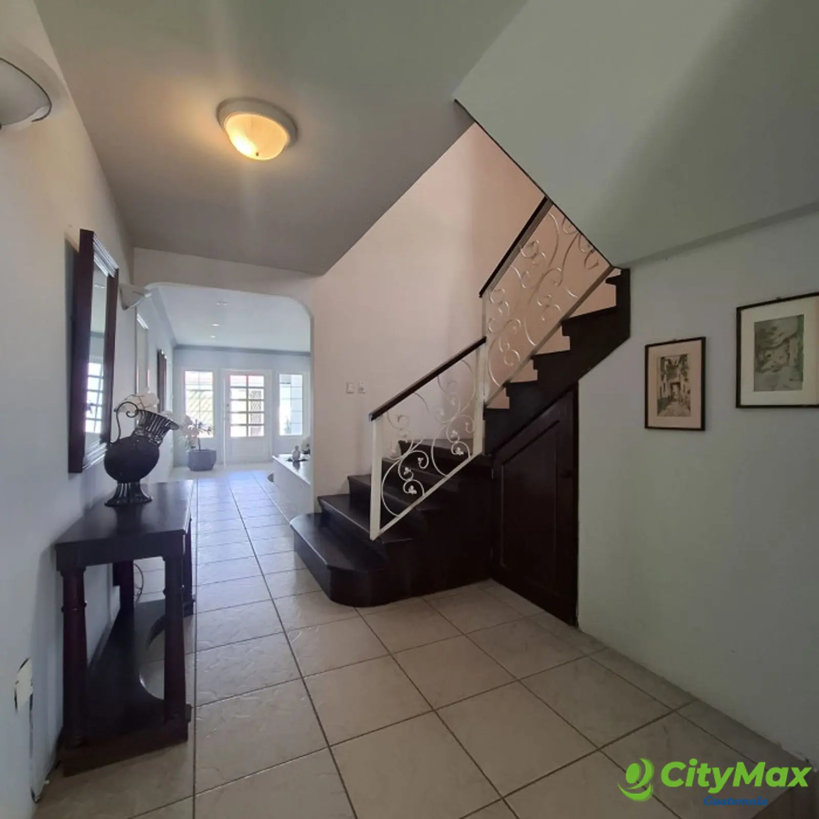 Casa en Venta en Las Orquídeas San Cristóbal Guatemala - foto 6