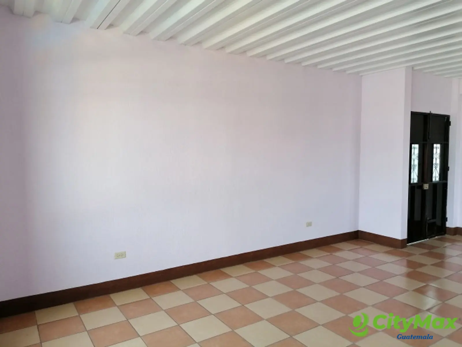 Oficina local en renta nivel completo en Chimaltenango - foto 3