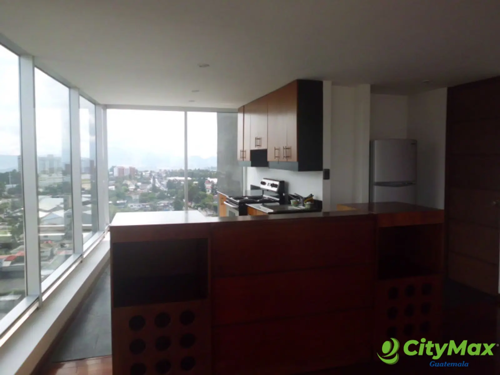 Apartamento amueblado en renta Americas Zona 13 - foto 5