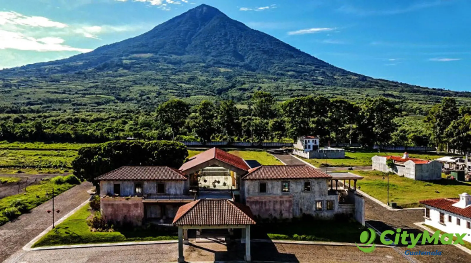 En venta Casa en los Franciscanos Antigua Guatemala  - foto 2