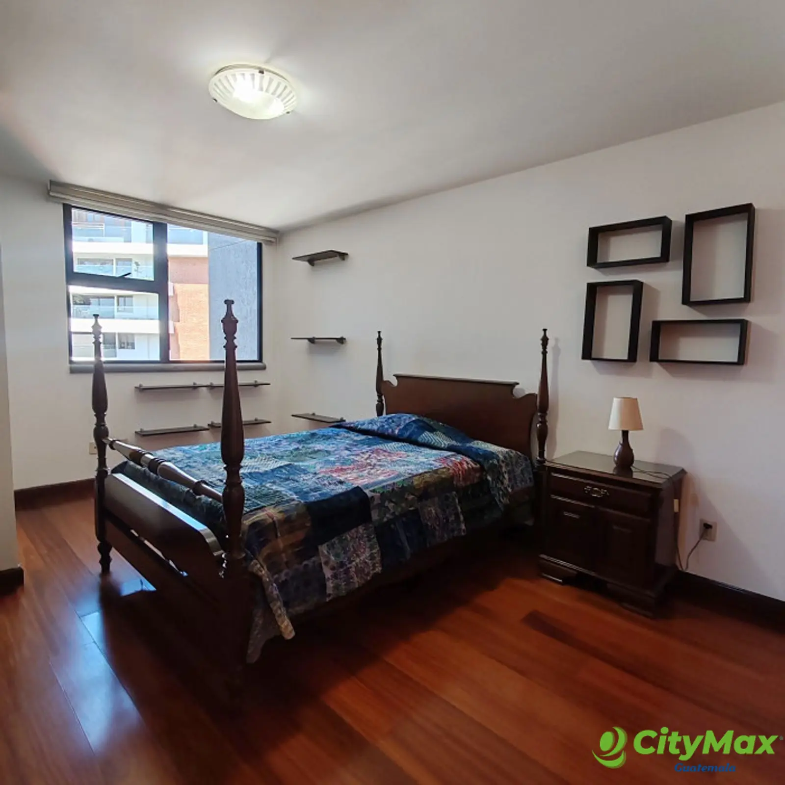 En Alquiler Apartamento Amueblado con 273m2 en Zona 14 - foto 8