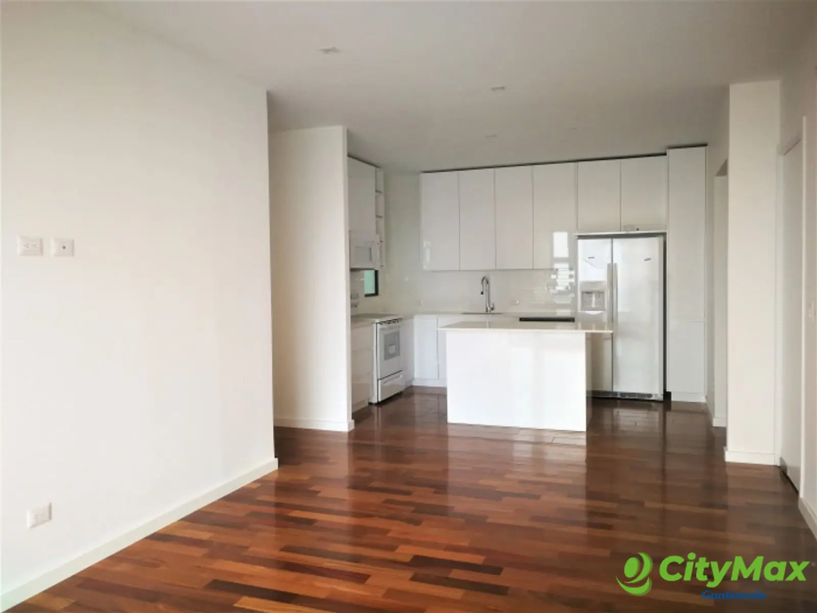 Hermoso Apartamento en renta en zona 10 Guatemala - foto 5