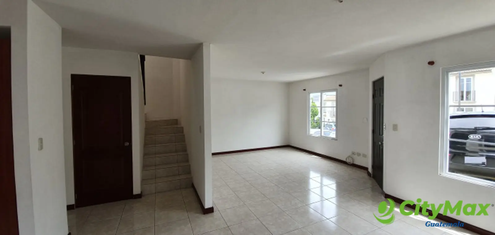 Casa en Venta en Villa Capri Carretera a el Salvador - foto 4