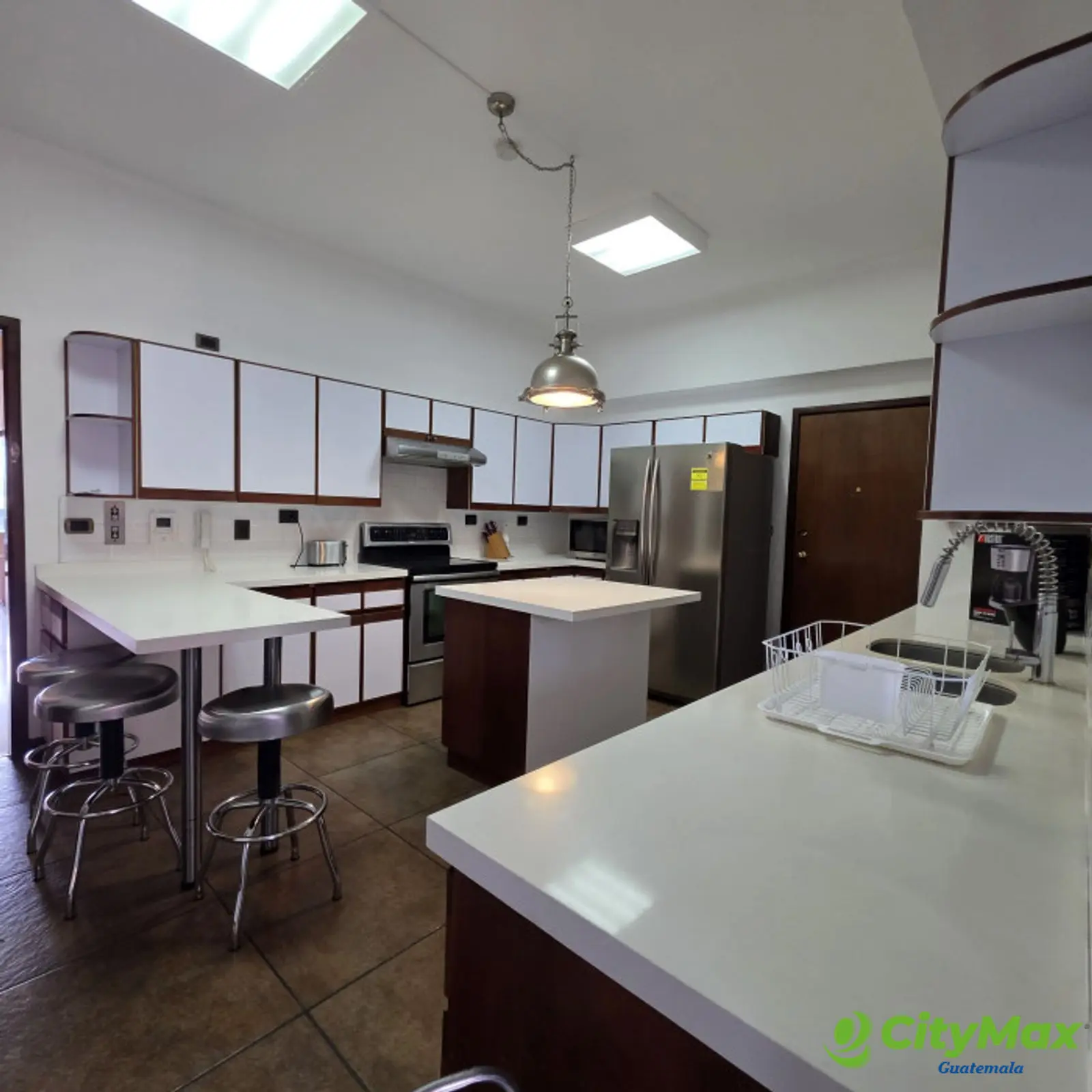 Apartamento amueblado en alquiler zona 14 - foto 7