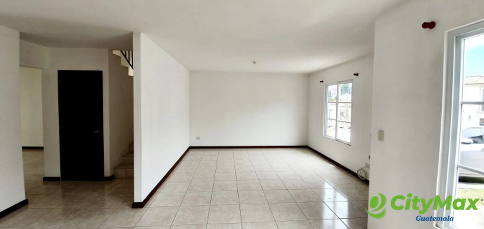 Casa en Venta en Villa Capri Carretera a el Salvador - foto 2