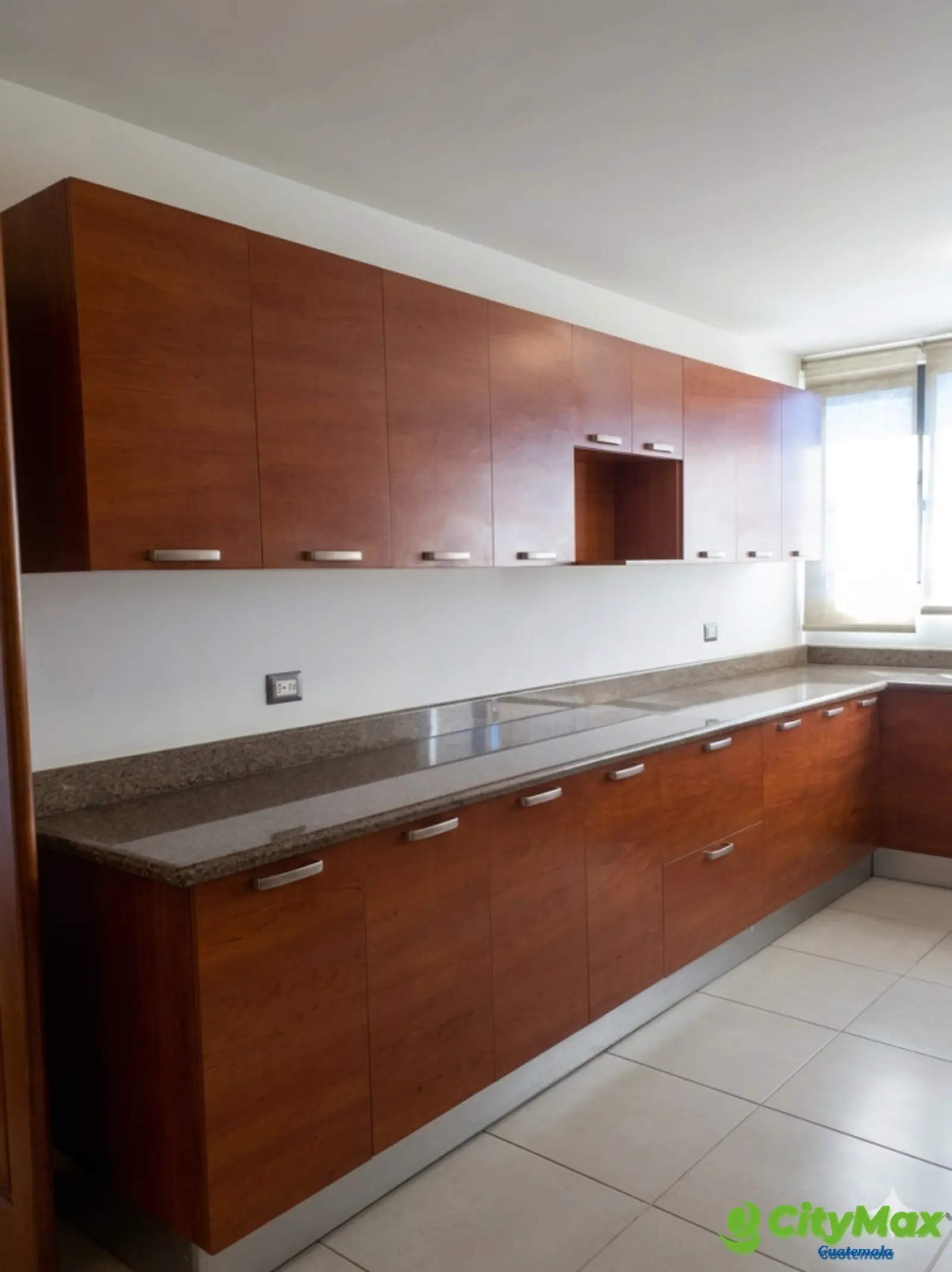 Hermoso apartamento en renta ZONA 14 - foto 4