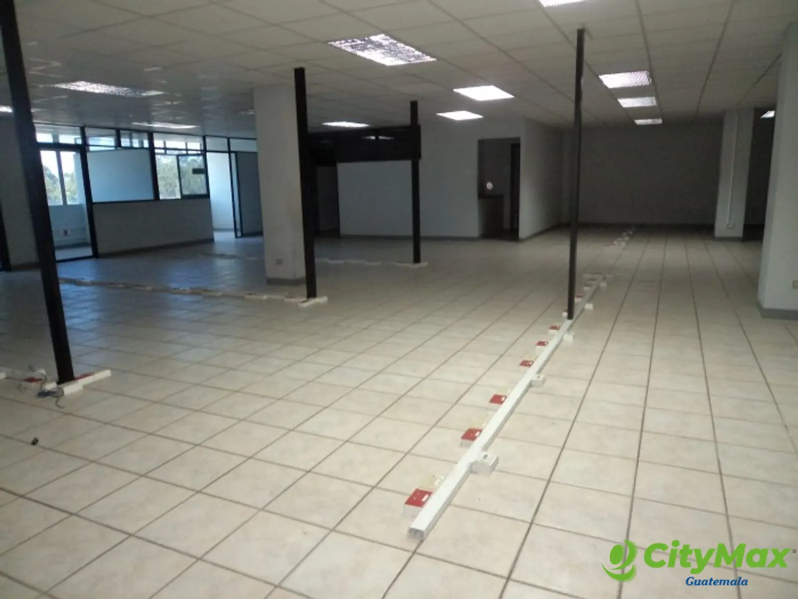 Edificio en alquiler Boulevard Los Próceres Z10! - foto 14