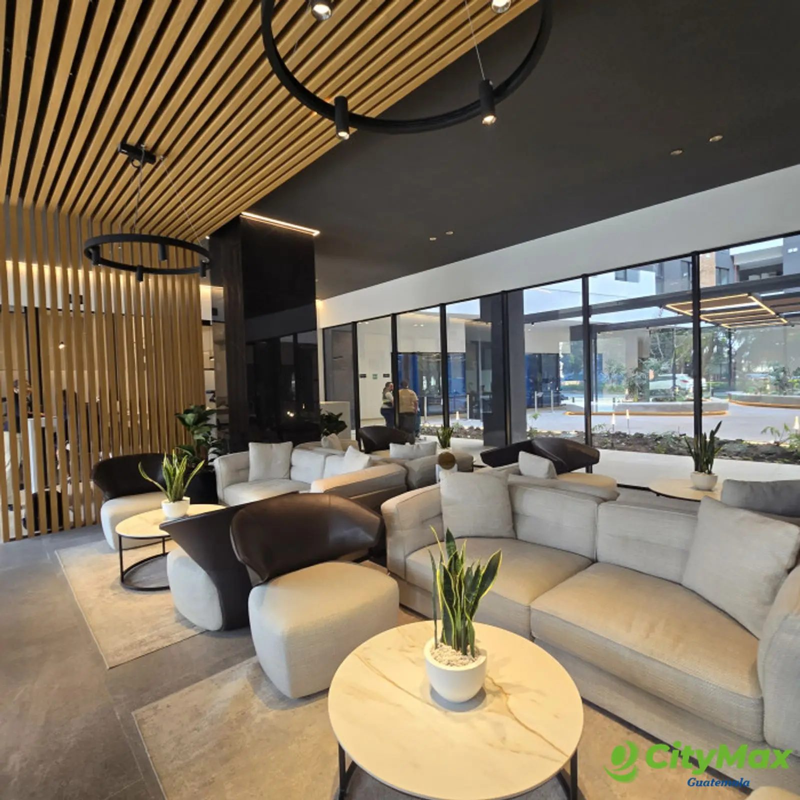Apartamentos en Venta en Zona 14 Ave. las Americas - foto 5