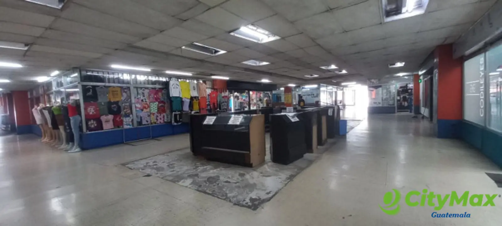 Kiosko de 27 mt2 en primer nivel en renta en zona 5 - foto 2