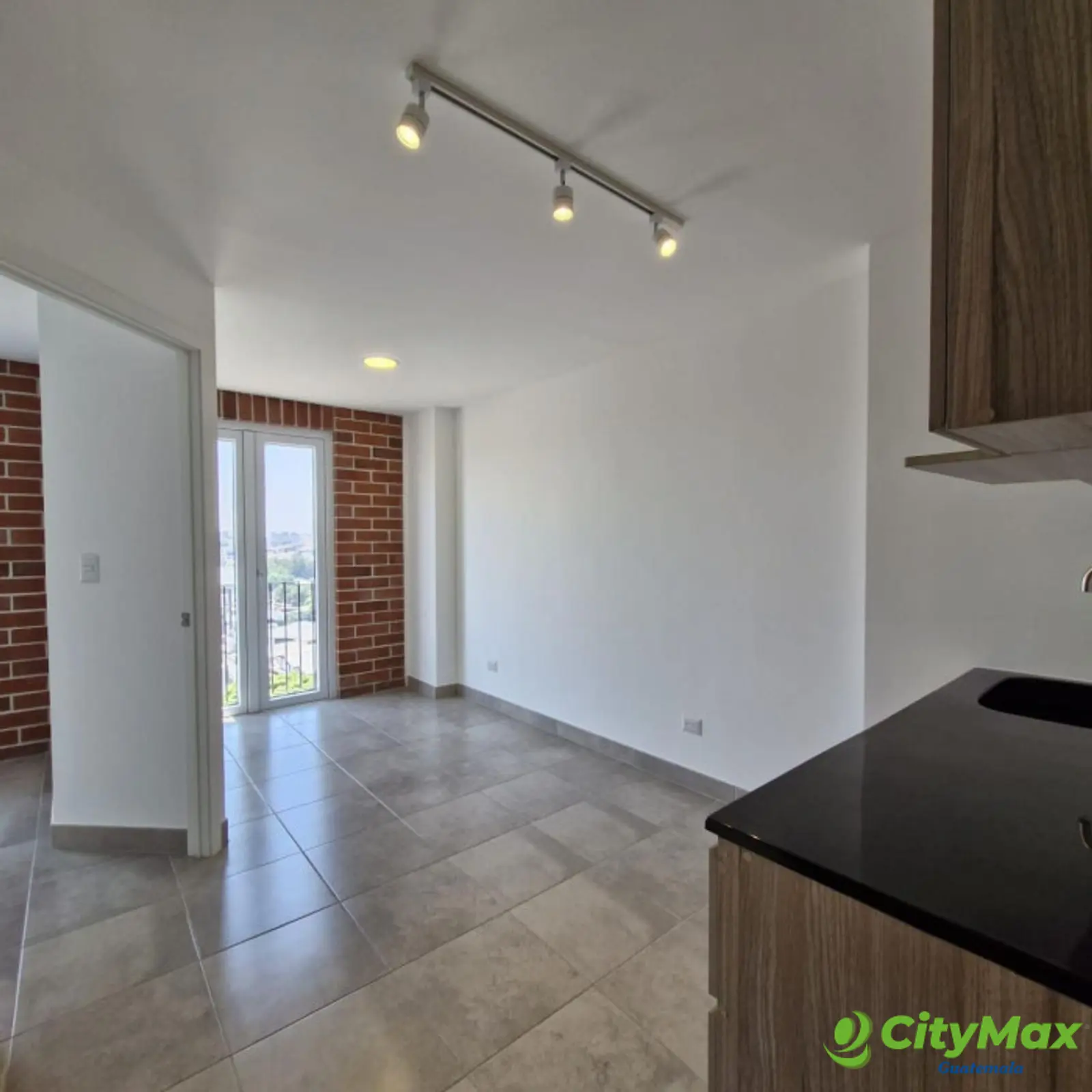 Apartamento en VENTA Y RENTA en zona 2 Ciudad Nueva  - foto 3