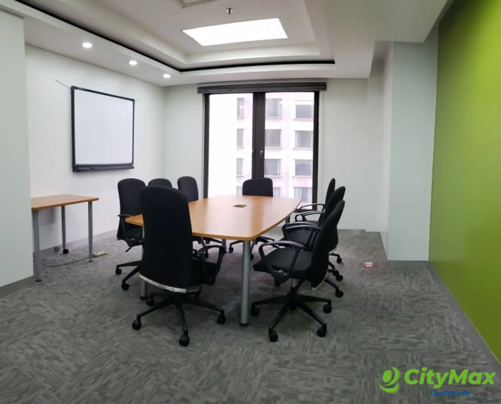 En Venta oficinas Alquiladas en zona 10 Guatemala - foto 21