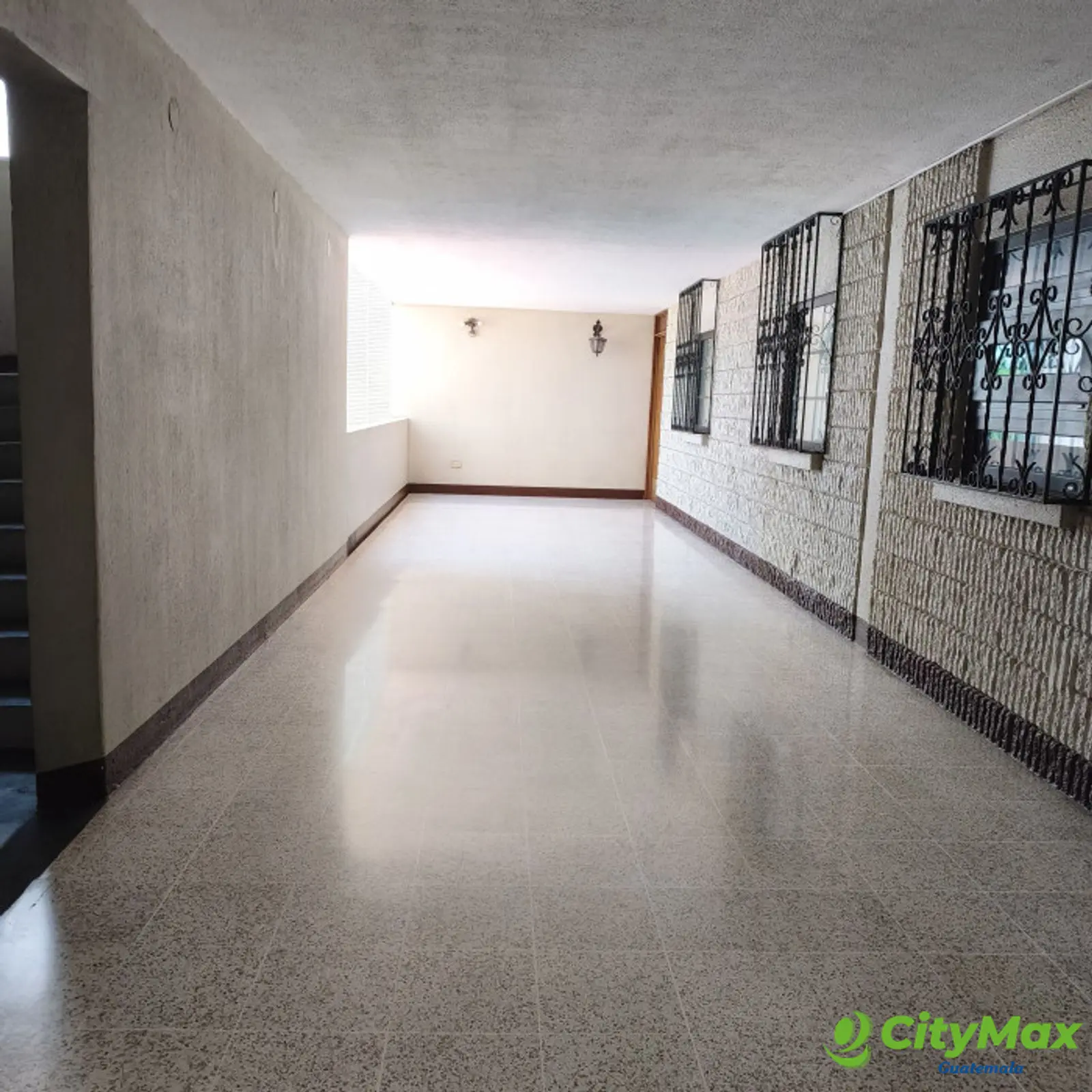 Amplio Apartamento en Renta en zona 10 - foto 19